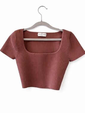 Babaton Ribbed Square-Neck Crop Top - Mauve Rose